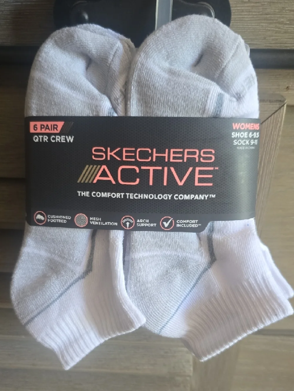 Skechers Active Women's White Quarter Crew Athletic Socks - Gray Accent (6 Pair)
